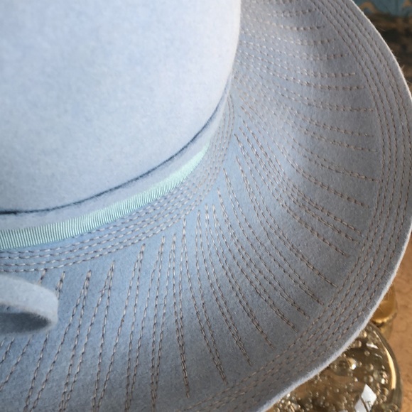 Wide Brimmed FurFelt Hat - Picture 3 of 9